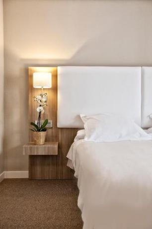 Imagen de la habitación del Hotel Los Lagos Nature. Foto 7