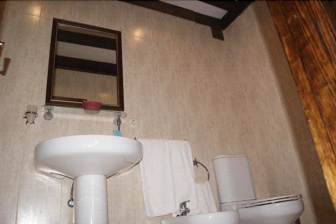 Imagen de la habitación del Hotel Los Laureles, Luanco. Foto 16