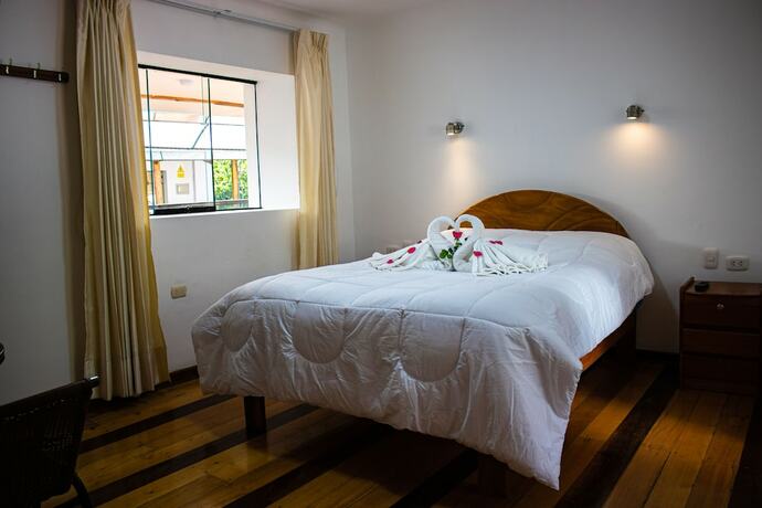 Imagen general del Hotel Los Laureles, Piste. Foto 2