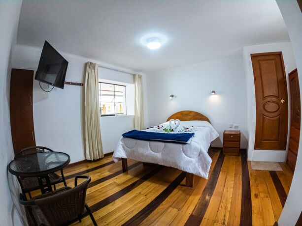 Imagen general del Hotel Los Laureles, Piste. Foto 14