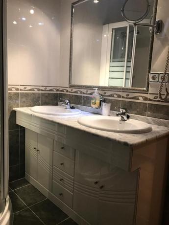 Imagen de la habitación del Hotel Los Leones, San Martín de la Vega. Foto 7