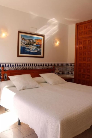 Imagen de la habitación del Hotel Los Limoneros. Foto 8