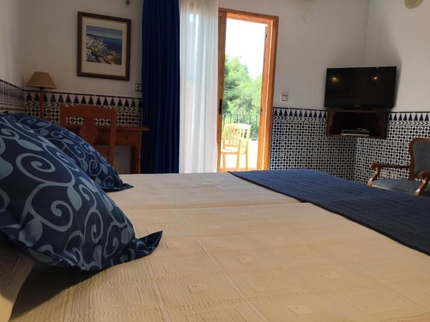 Imagen de la habitación del Hotel Los Limoneros. Foto 12