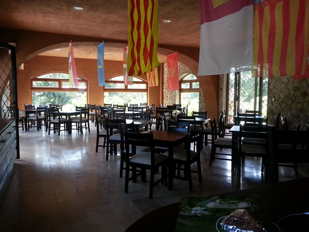 Imagen del bar/restaurante del Hotel Los Mandarinos Boutique Spa and. Foto 2