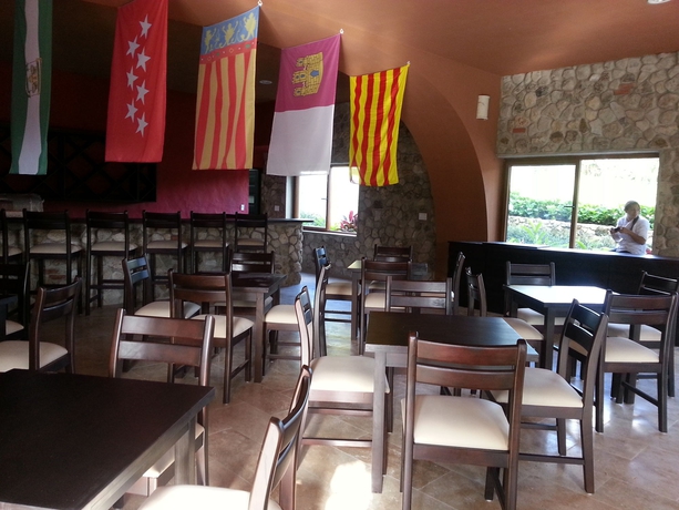 Imagen del bar/restaurante del Hotel Los Mandarinos Boutique Spa and. Foto 3