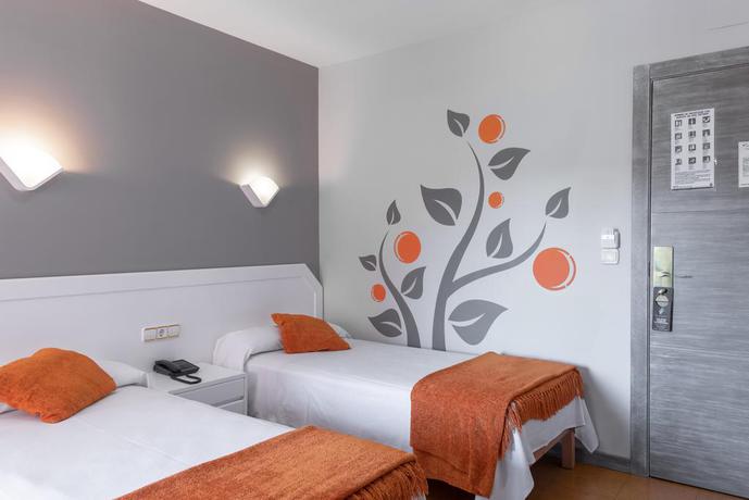 Imagen general del Hotel Los Naranjos, Revolta. Foto 5