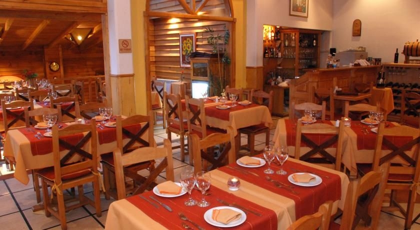 Imagen general del Hotel Los Naranjos, USHUAIA. Foto 2