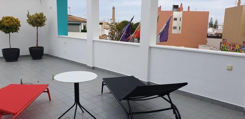 Imagen general del Hotel Los Nardos. Foto 7