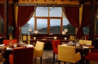 Imagen del bar/restaurante del Hotel Los Notros. Foto 5