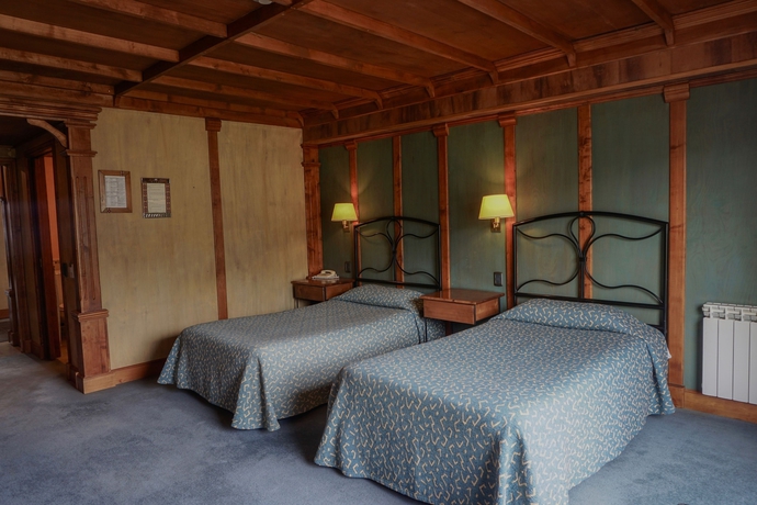 Imagen de la habitación del Hotel Los Ñires. Foto 13