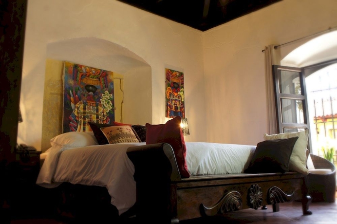 Imagen de la habitación del Hotel Los Olivos Boutique Y Restaurante. Foto 7