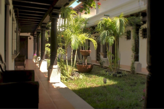 Imagen de los exteriores del Hotel Los Olivos Boutique Y Restaurante. Foto 15