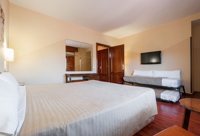 Imagen de la habitación del Hotel Los Olivos, Getafe. Foto 4
