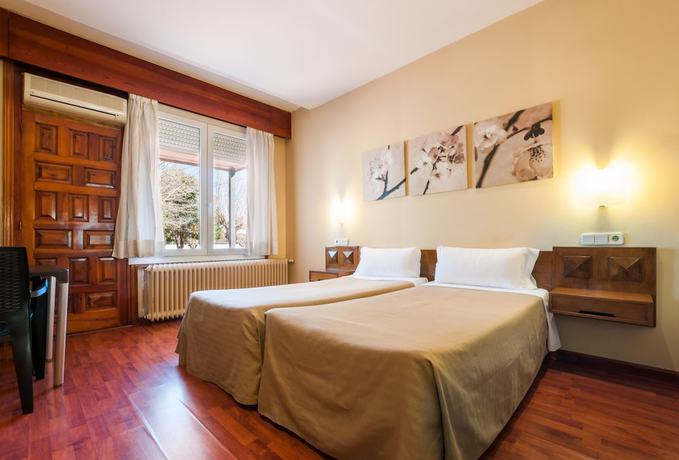 Imagen de la habitación del Hotel Los Olivos, Getafe. Foto 5