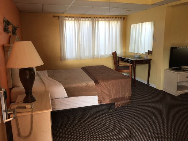 Imagen de la habitación del Hotel Los Padres Inn. Foto 6