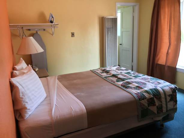 Imagen de la habitación del Hotel Los Padres Inn. Foto 12