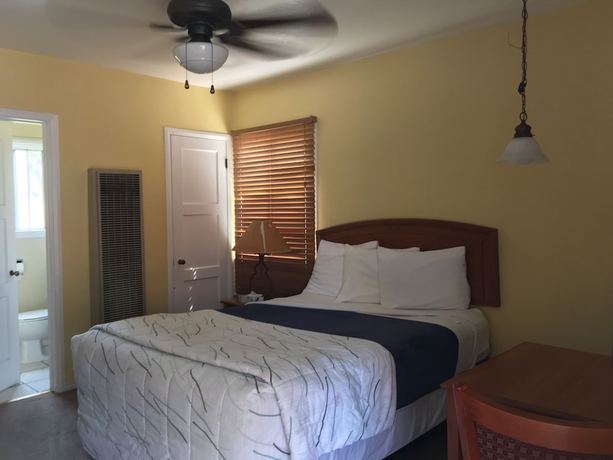 Imagen de la habitación del Hotel Los Padres Inn. Foto 19
