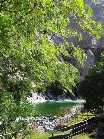 Imagen de los exteriores del Hotel Los Palomos. Foto 12