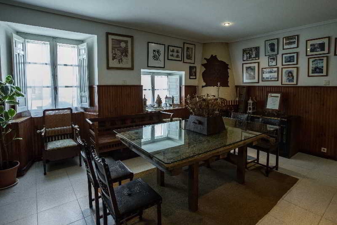 Imagen de los interiores del Hotel Los Perales, Puebla de Sanabria. Foto 14