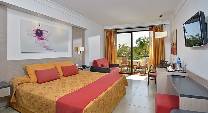 Imagen de la habitación del Hotel Los Pétalos Varadero. Foto 3