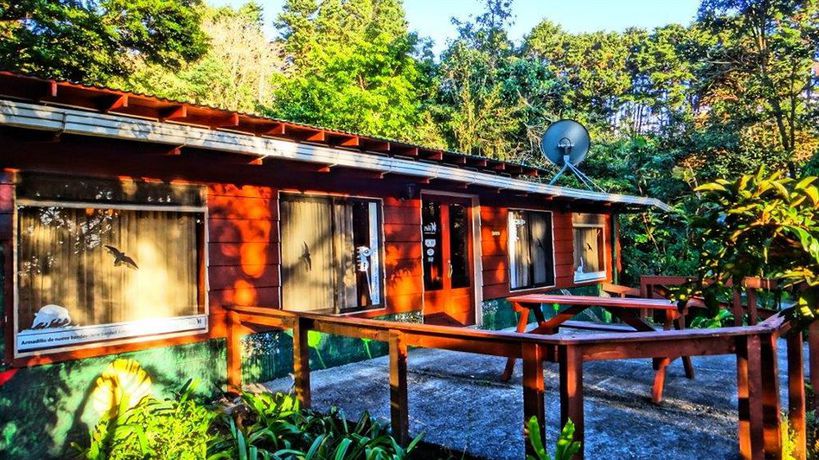 Imagen de los interiores del Hotel Los Pinos Cabanas Y Jardines. Foto 15