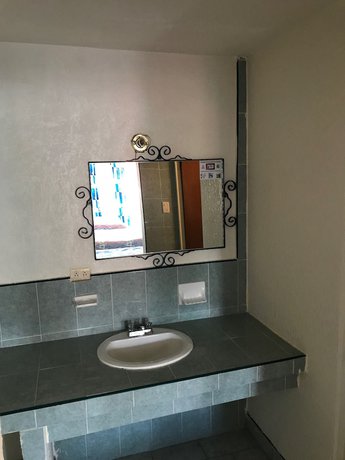 Imagen de la habitación del Hotel Los Pinos, Creel. Foto 4