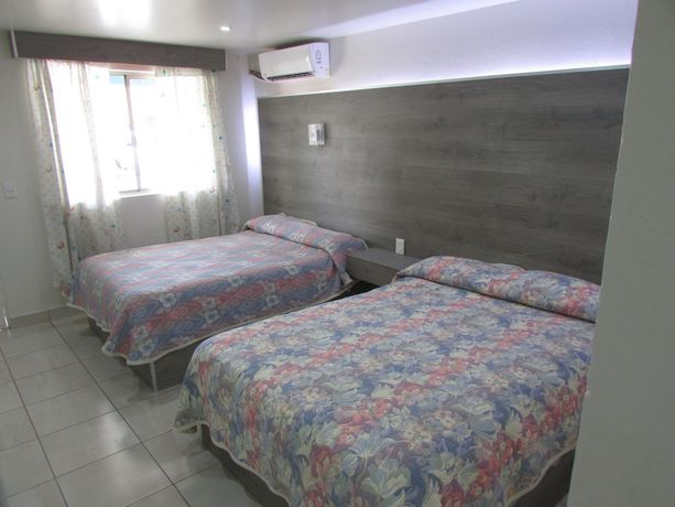 Imagen de la habitación del Hotel Los Pinos, Creel. Foto 7