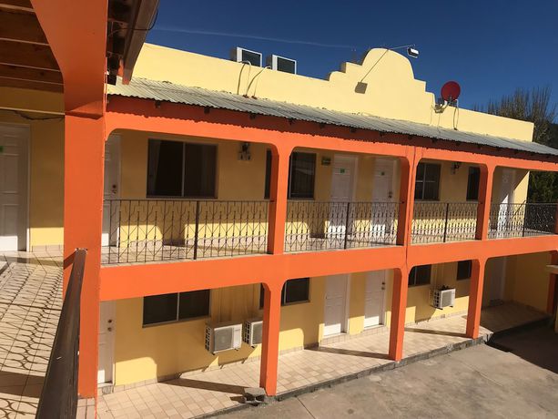 Imagen general del Hotel Los Pinos, Creel. Foto 3