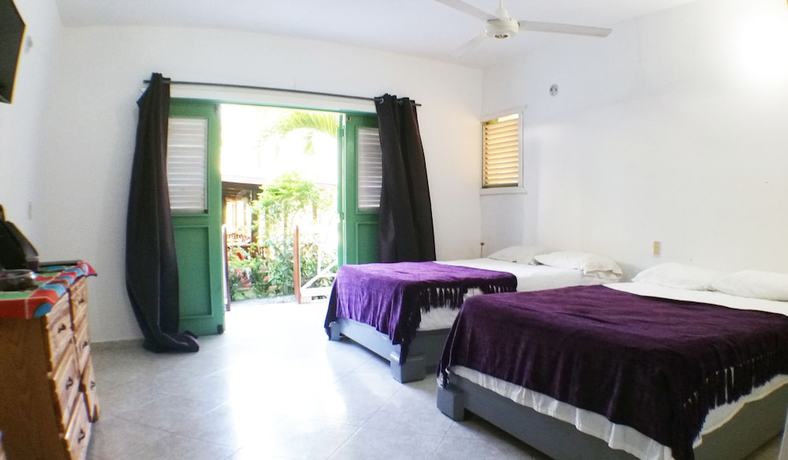 Imagen de la habitación del Hotel Los Pinos, El Manantial. Foto 3