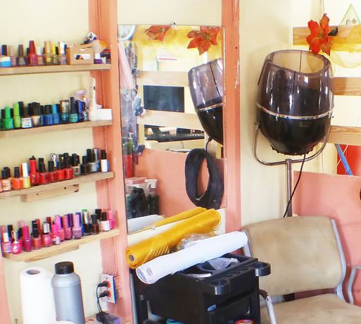 Imagen de los interiores del Hotel Los Pinos, El Manantial. Foto 19