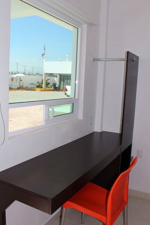 Imagen de la habitación del Hotel Los Pinos Express. Foto 12