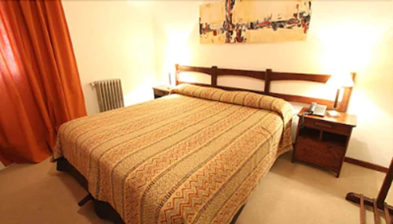 Imagen de la habitación del Hotel Los Pinos Resort and Spa Termal. Foto 2