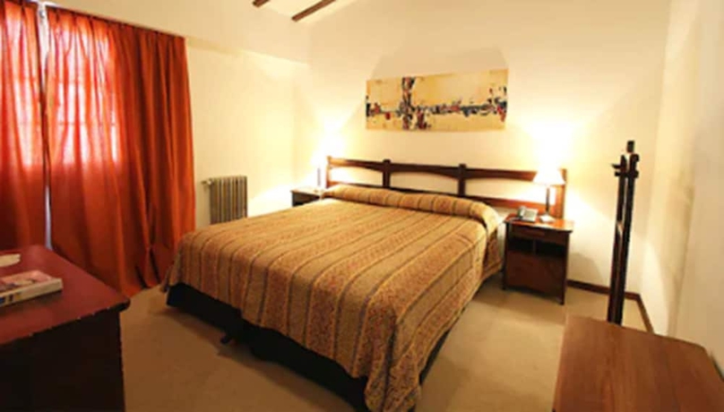 Imagen de la habitación del Hotel Los Pinos Resort and Spa Termal. Foto 7