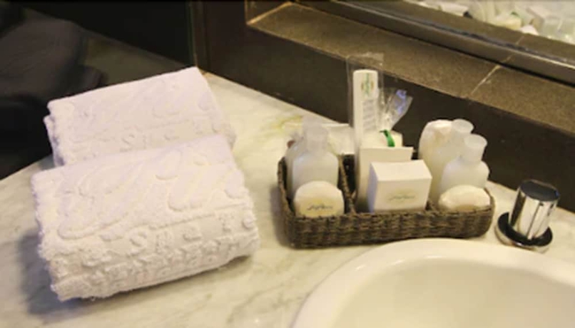 Imagen de la habitación del Hotel Los Pinos Resort and Spa Termal. Foto 15