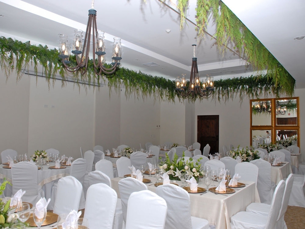 Imagen de los interiores del Hotel Los Portales. Foto 9