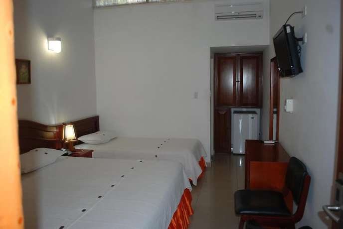 Imagen de la habitación del Hotel Los Puentes. Foto 11