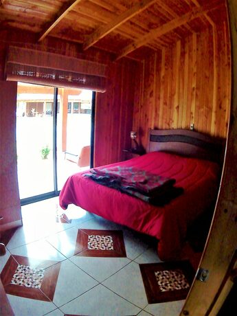 Imagen de la habitación del Hotel Los Reales de los Siete Lagos. Foto 13