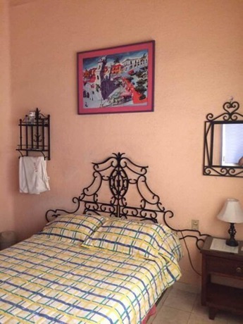 Imagen de la habitación del Hotel Los Reyes. Foto 6