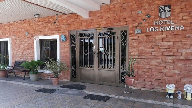 Imagen general del Hotel Los Rivera. Foto 1