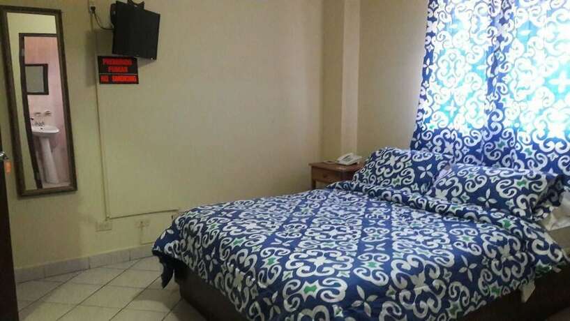 Imagen de la habitación del Hotel Los Rivera. Foto 7