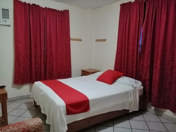 Imagen de la habitación del Hotel Los Rivera. Foto 8
