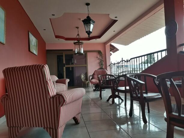 Imagen de los interiores del Hotel Los Rivera. Foto 10