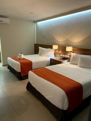 Imagen de la habitación del Hotel Los Robles, Nuevo Laredo. Foto 19
