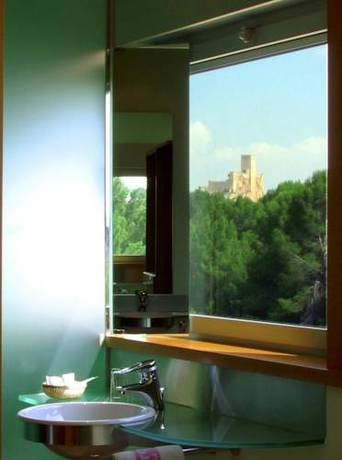 Imagen de la habitación del Hotel Los Rosales, Almansa. Foto 5