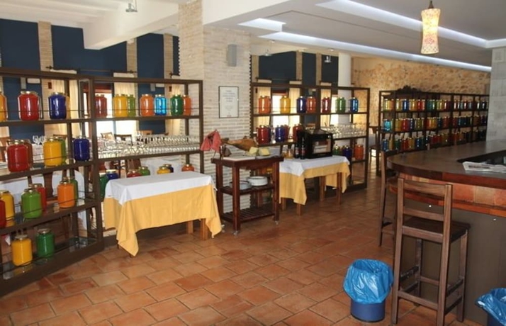 Imagen del bar/restaurante del Hotel Los Setos. Foto 8