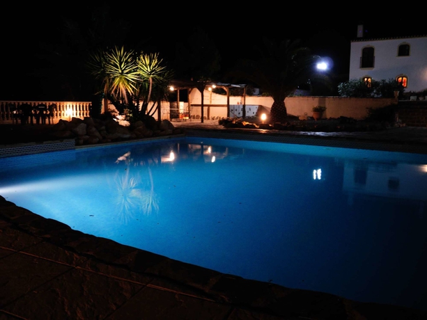 Imagen de la piscina del Hotel Los Sibileys. Foto 10