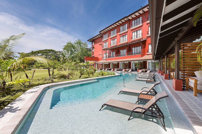 Imagen de la piscina del Hotel Los Sueños Marriott Ocean & Golf Resort. Foto 20