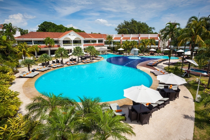 Imagen de la piscina del Hotel Los Tajibos, Santa Cruz de la Sierra, a Tribute Portfolio Hotel. Foto 19
