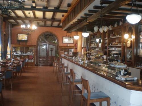 Imagen del bar/restaurante del Hotel Los Toreros. Foto 3