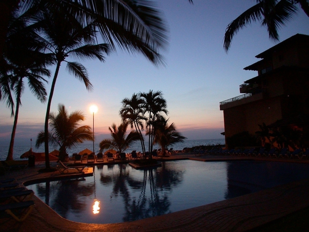Imagen de la piscina del Hotel Los Tules Resort. Foto 18